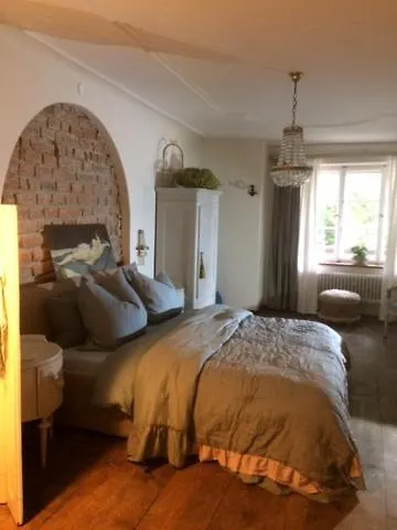 Guest house Pension Chapeau Landsberg am Lech
